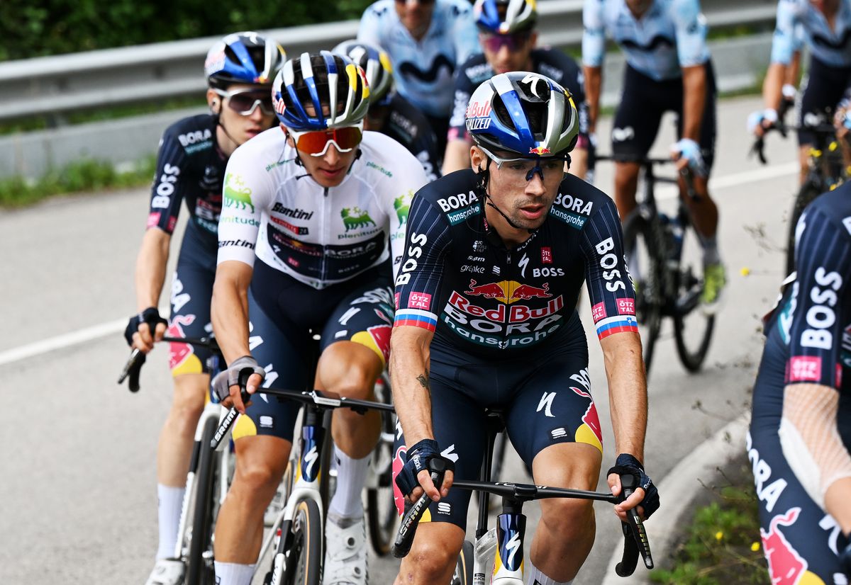 Primoz Roglic racing at the Tour of Spain