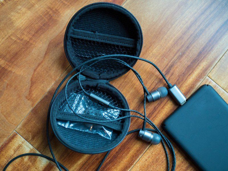 Essential Earphones HD headphones