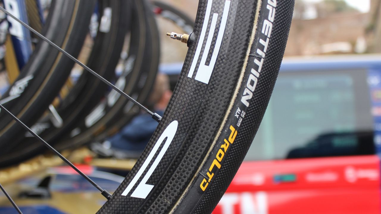 Standard issue Continental Competition 25mm tubular tyres for Vincenzo Nibali