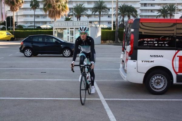 Andy Schleck sets off for a morning's training in the hinterland of Calpe.