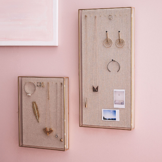 wall mounted jewelry organizer
