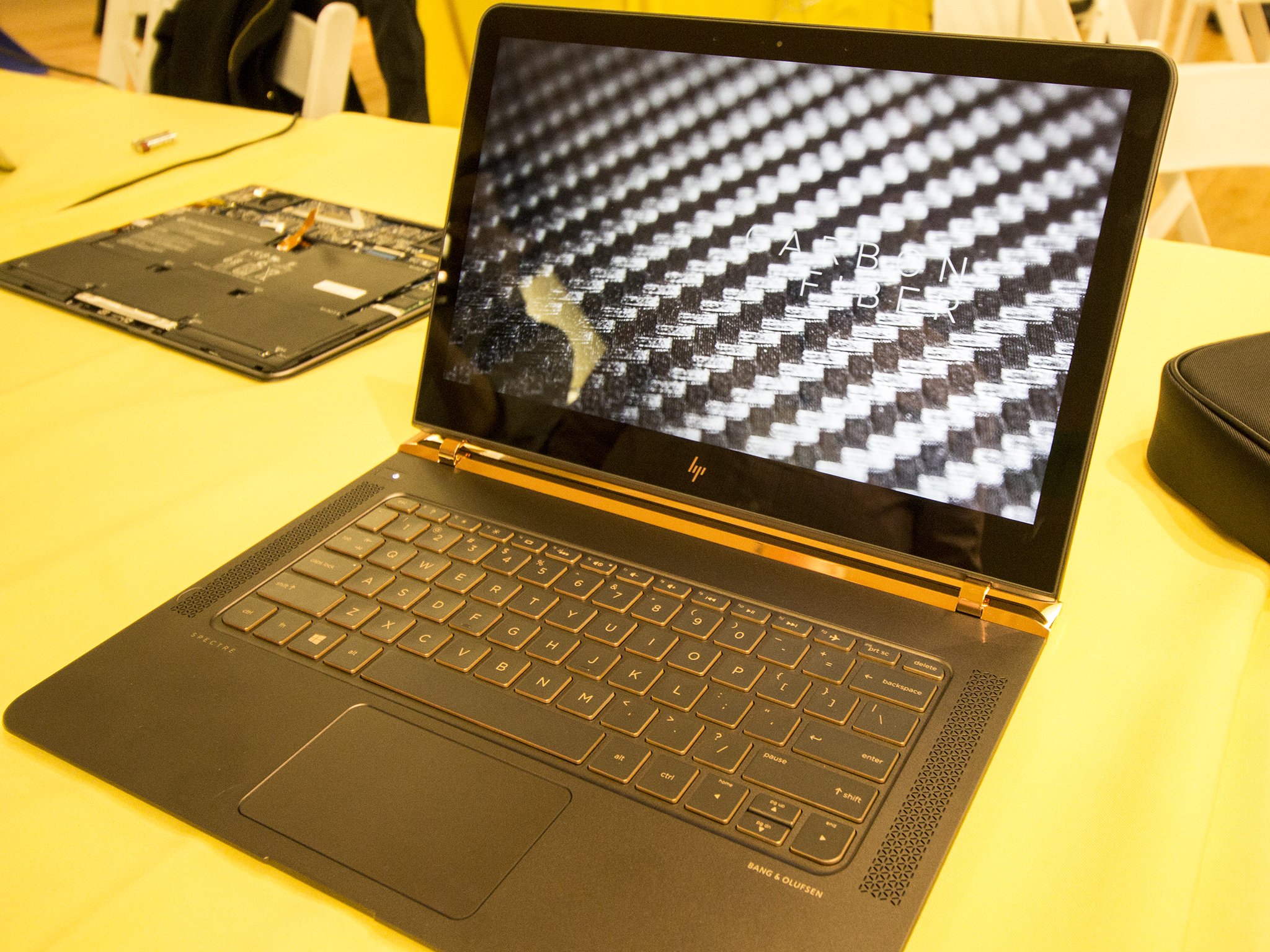 HP Spectre front