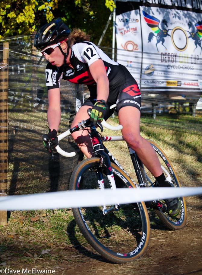 Erica Zaveta (Redline) having one of her best races ever
