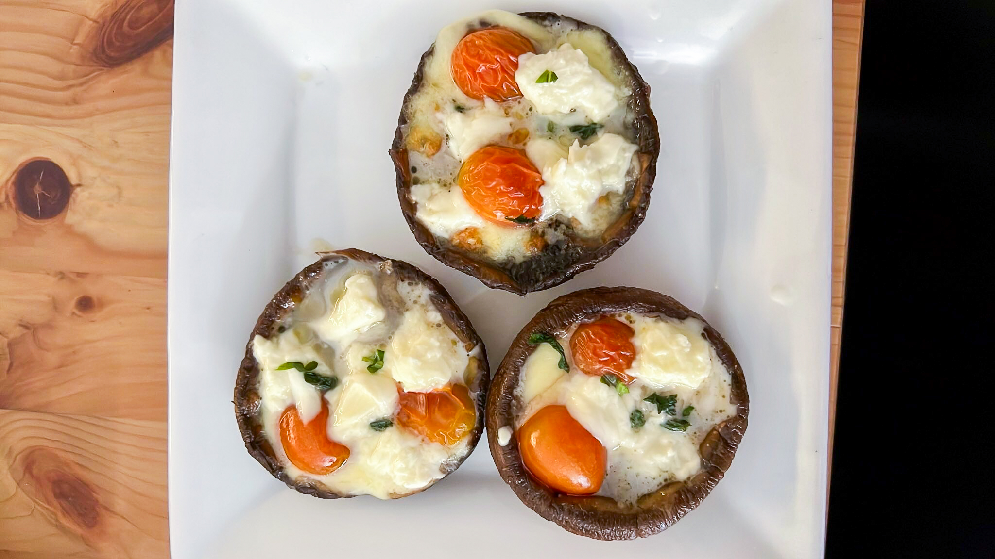 Stuffed portobello mushrooms cooked in the Philips 5000 Series Dual Basket Air Fryer XXL Steam