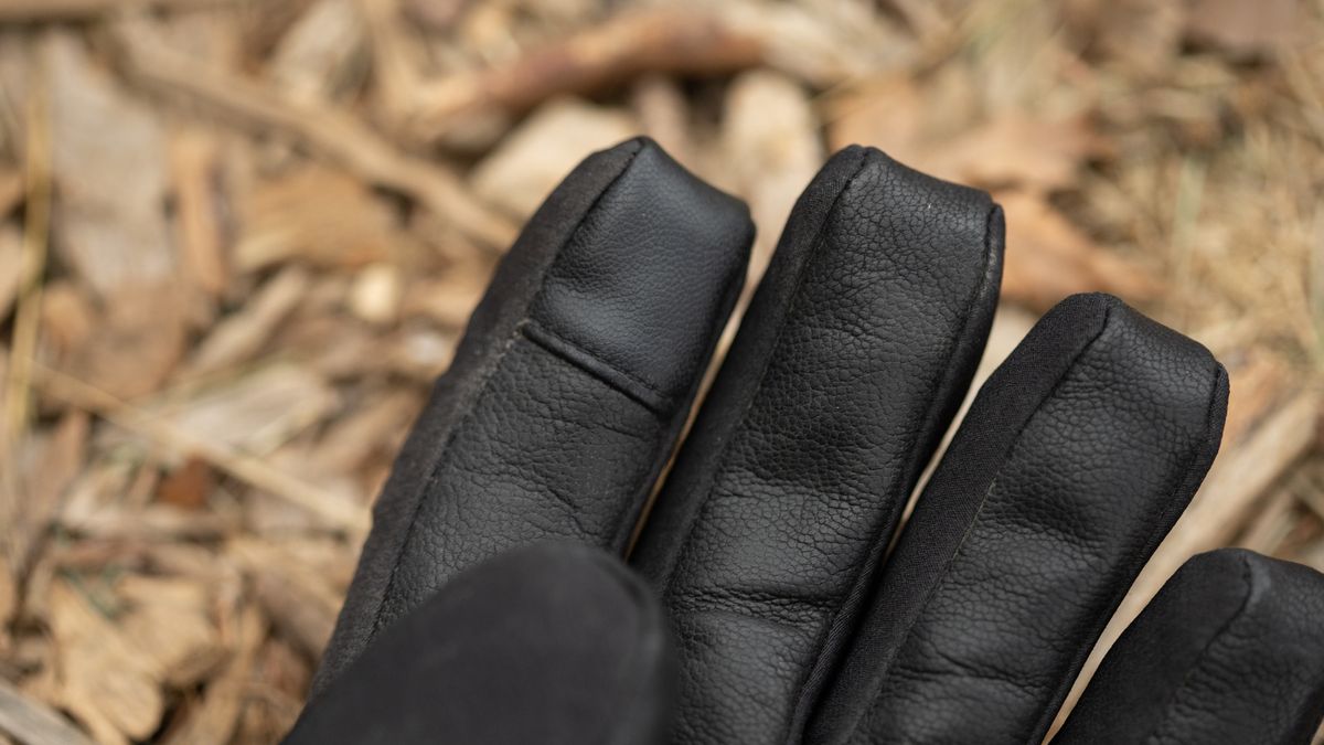 Eddie Bauer Guide Pro Lite Smart Heated Gloves touch screen finger