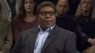 Kenan Thompson in suit and glasses during Beavis and Butt-Head sketch on Saturday Night Live