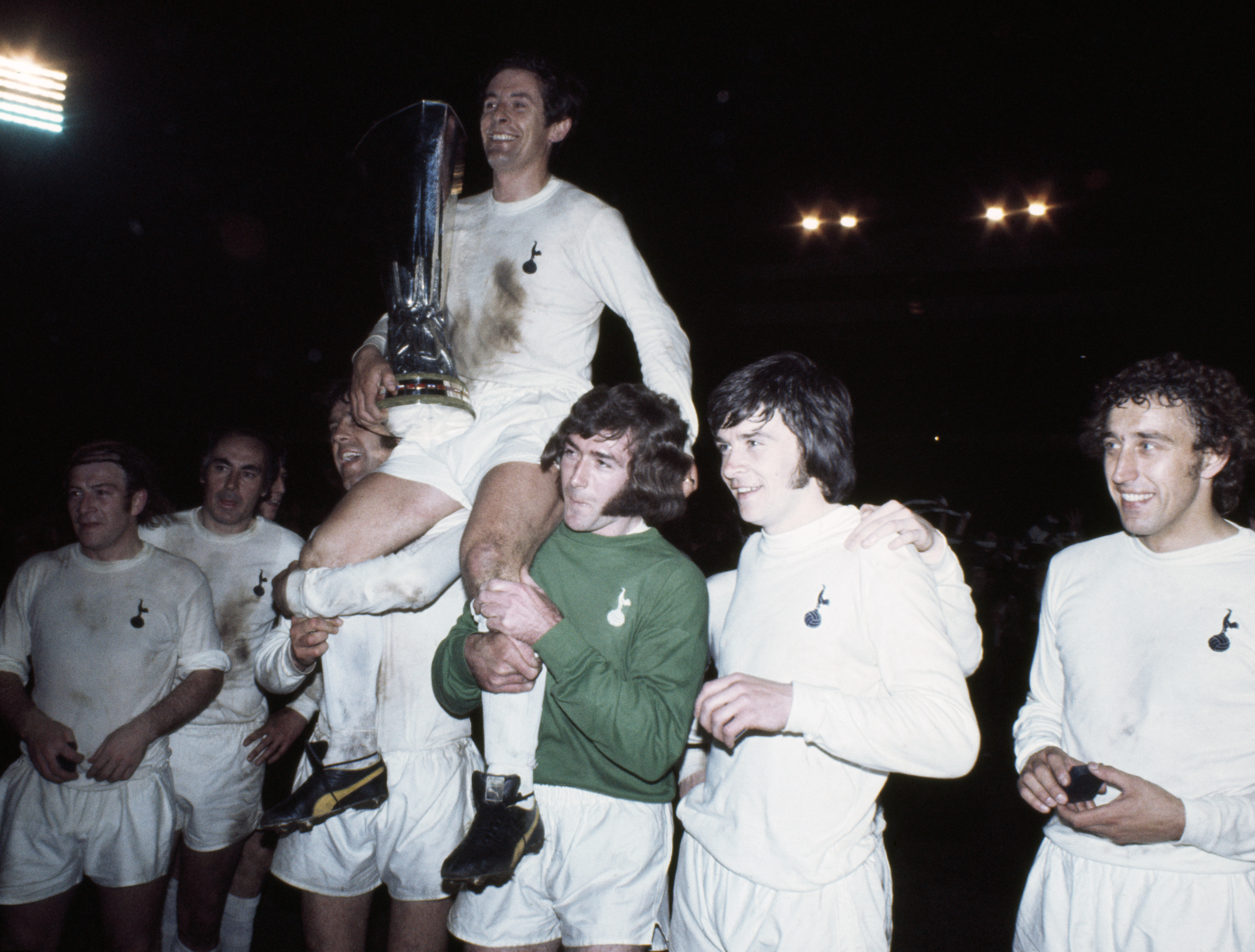 Tottenham beat Wolves in the 1972 UEFA Cup final
