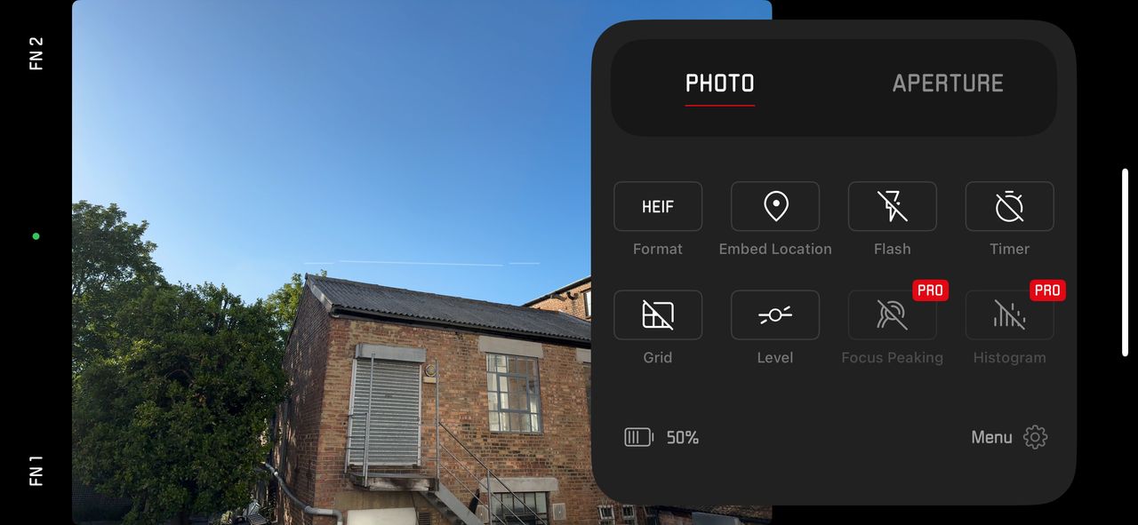 Screenshots from the Leica Lux iPhone app