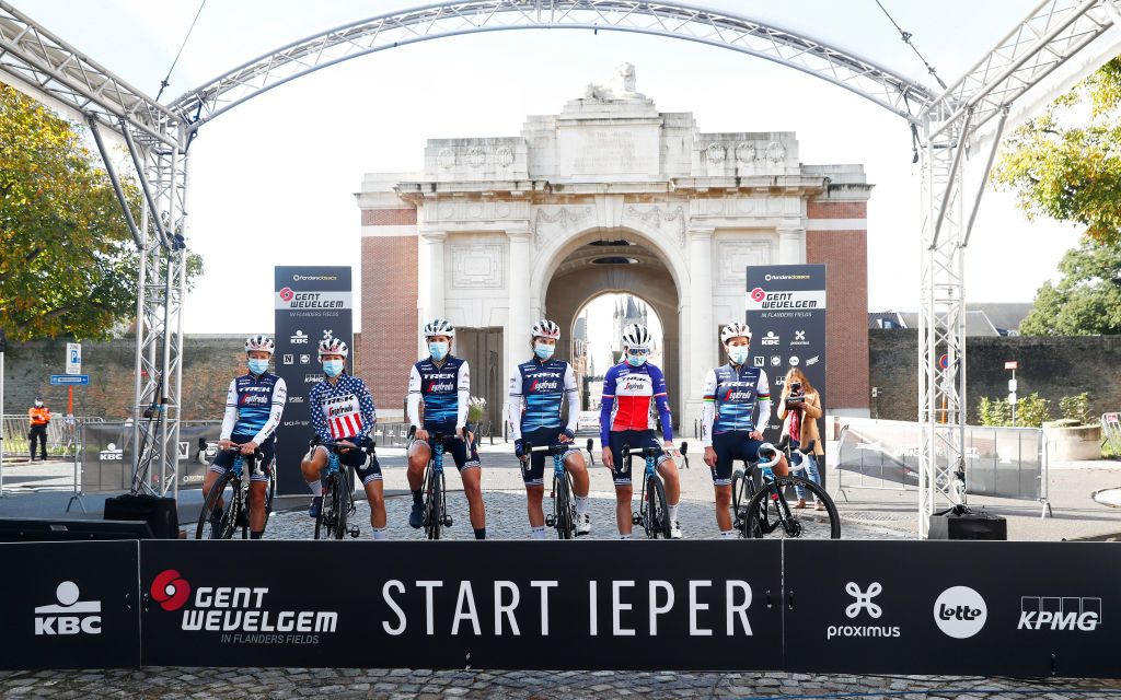 WEVELGEM BELGIUM OCTOBER 11 Start Elisabeth DeignanArmitstead of The United Kingdom Audrey CordonRagot of France Elisa Longo Borghini of Italy Ellen Van Dijk of The Netherlands Ruth Winder of The United States Trixi Worrack of Germany and Team Trek Segafredo Menin Gate Ypres City Team Presentation during the 9th GentWevelgem In Flanders Fields 2020 Women Elite a 1414km race from Ieper to Wevelgem GentWevelgem FlandersClassic on October 11 2020 in Wevelgem Belgium Photo by Bas CzerwinskiGetty Images