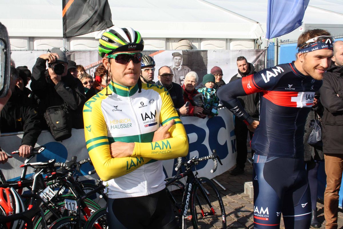 Heinrich Haussler (IAM Cycling) gave his Australian champion's jersey its first European outing at Omloop Het Nieuwsblad.