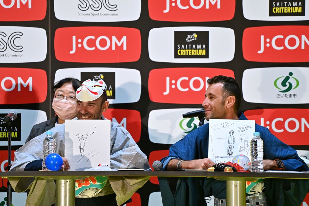 SAITAMA JAPAN NOVEMBER 05 LR Alejandro Valverde of Spain and Movistar Team and Vincenzo Nibali of Italy and Team Astana Qazakstan participate in a Drawing Test Quiz Contest at Thematic Japanese Festival during the 8th Tour de France Saitama Criterium 2022 Media Day SaitamaCriterium on November 05 2022 in Saitama Japan Photo by Kenta HaradaGetty Images