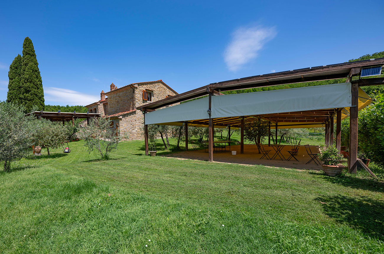 Arezzo farmhouse, Romolini Christie's