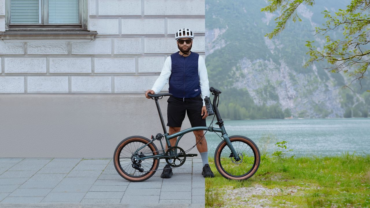 man with Brompton bike