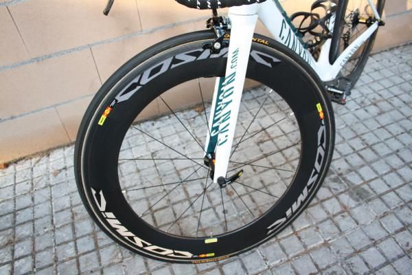 Mavic's latest Cosmic CC80 carbon tubulars are fitted here but Philippe Gilbert (Omega-Pharma Lotto) will have a number of different wheel models at his disposal this season.