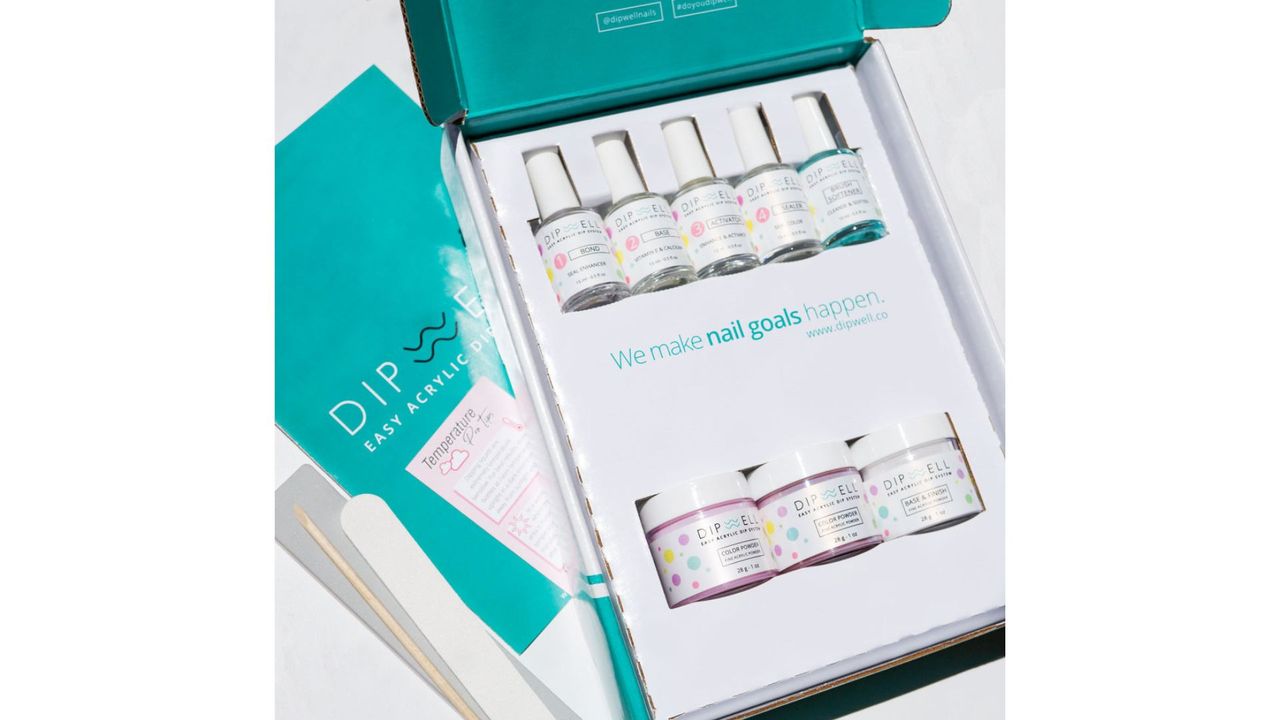 DipWell build your own bundle for the best dip powder nail kits.