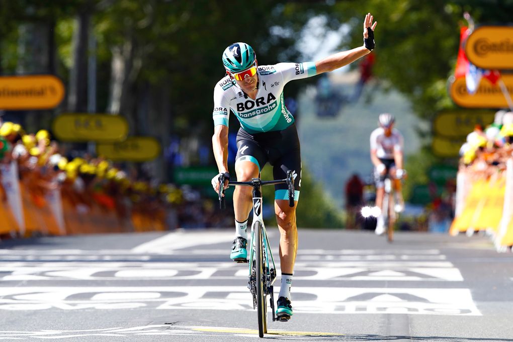 Marcus Burghardt (Bora-Hansgrohe) salutes the crowd at the end of stage 10 at the Tour de France
