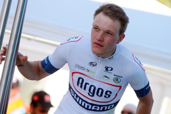 Stage 4 runner-up Nikias Arndt (Team Argos-Shimano) heads to the podium for the post-stage ceremony.