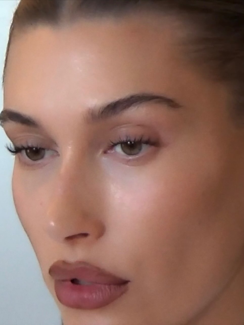 selfie of Hailey Bieber