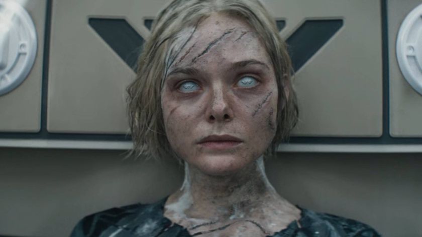 Elle Fanning in Predator: Badlands