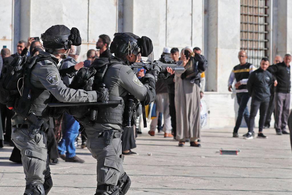 Dozens Of Palestinians Wounded In Clash With Israeli Police At Al-Aqsa ...