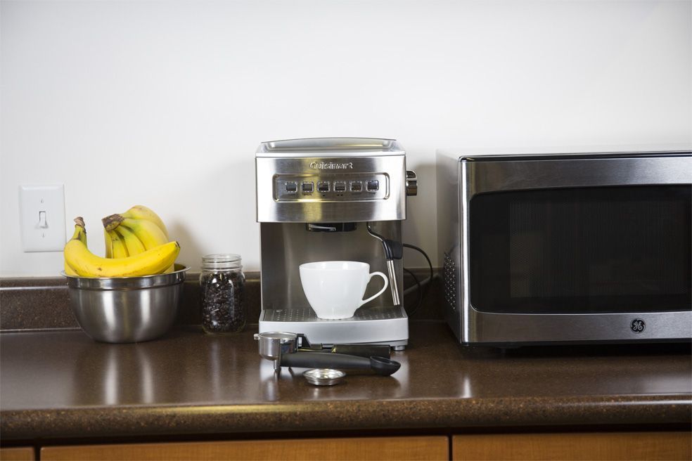 The Cuisinart Programmable Espresso Maker uses 15 bars of pressure to make coffee.