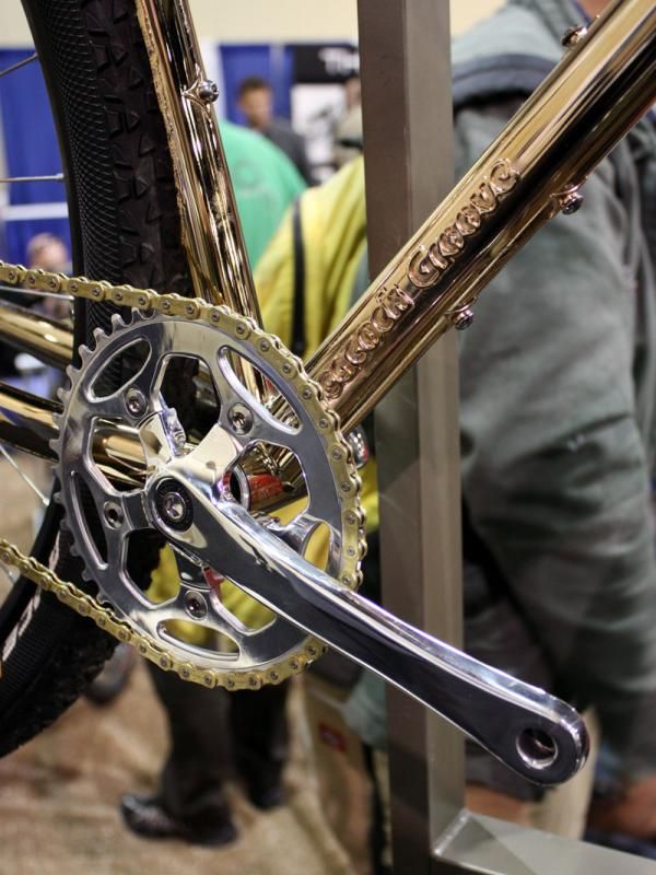 Polished cranks nicely offset the gleaming gold plating.