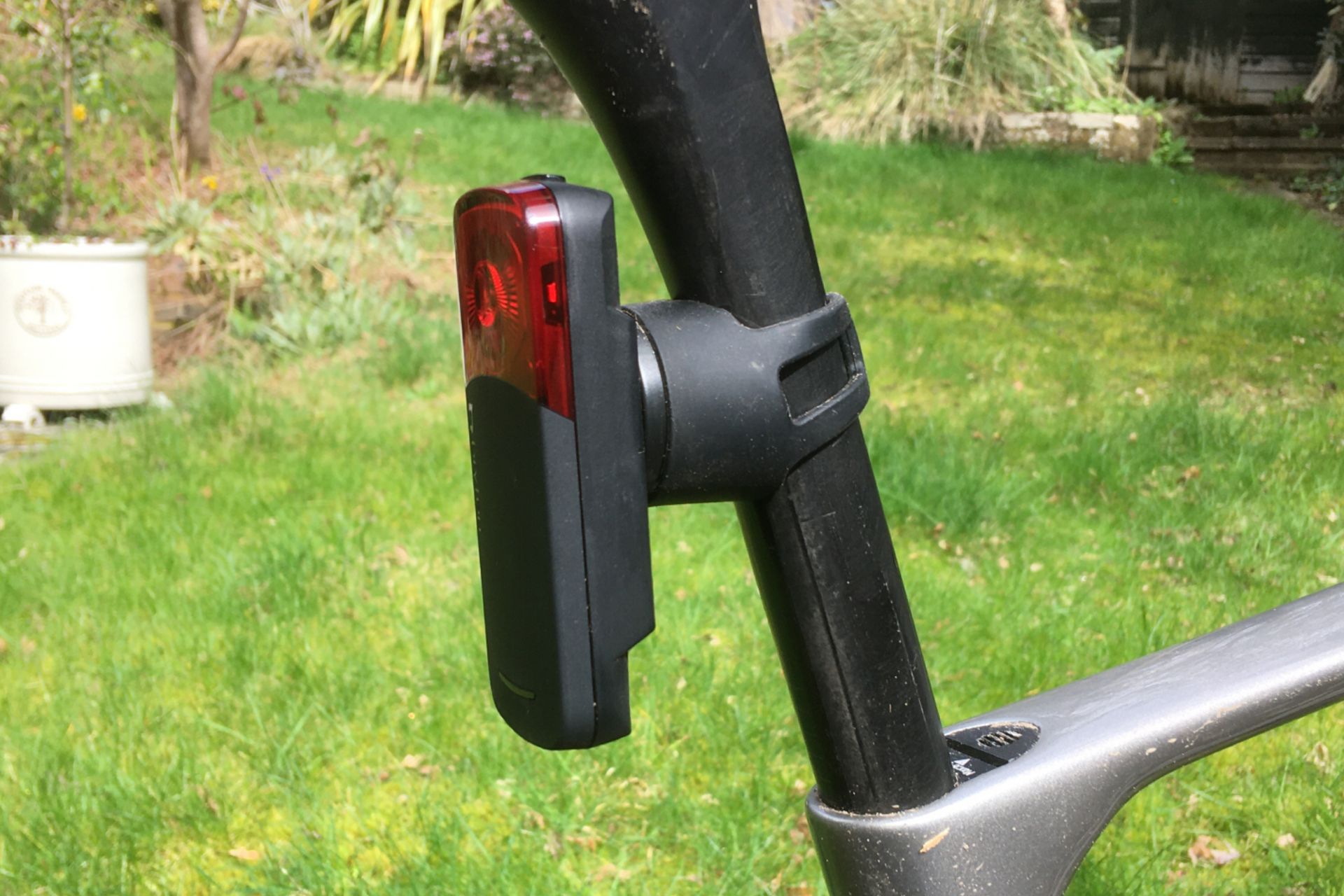 Bryton Gardia R300L Rear Light & Radar mounted on a bike