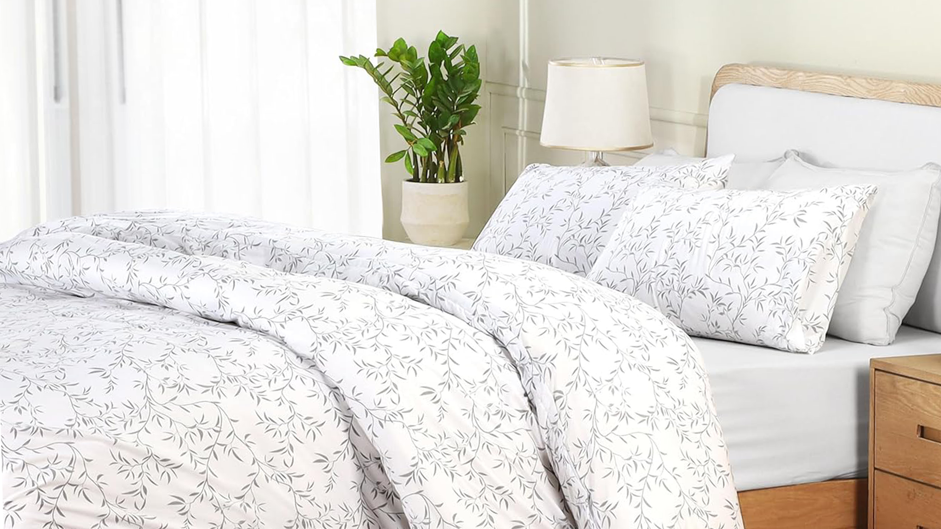 I put Amazon’s bestselling £10.99 bedding set to the test – this is why I don’t agree with its 50,000 rave reviews, and what I’d shop instead