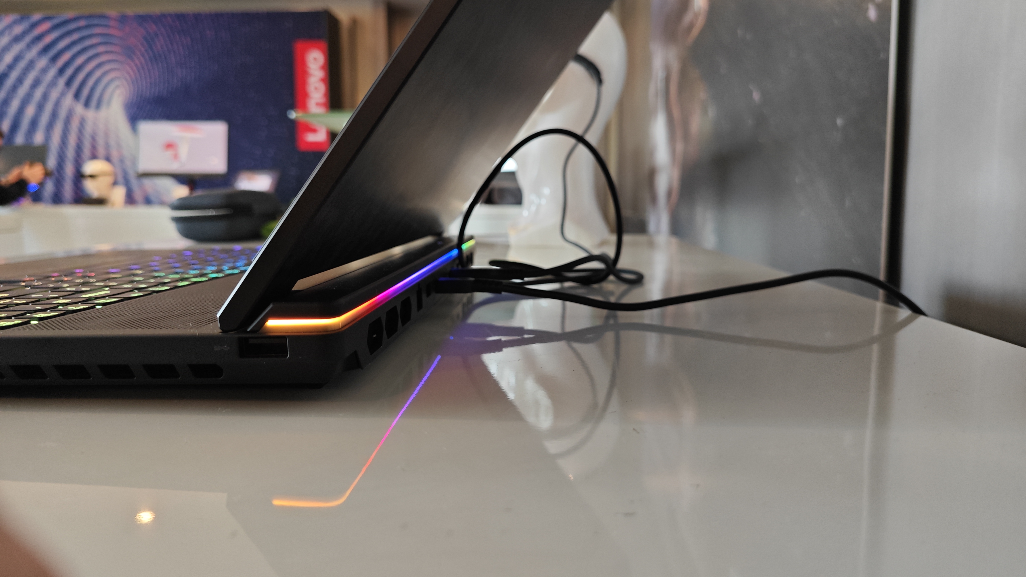 Lenovo Legion 9i