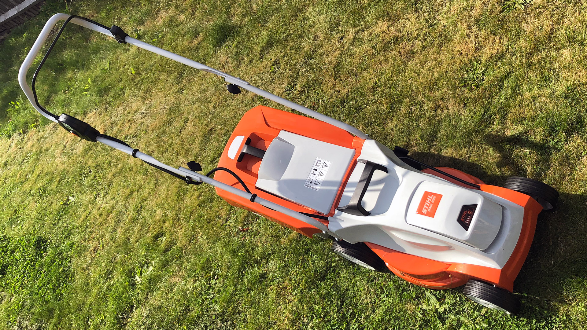 Best cordless lawnmower
