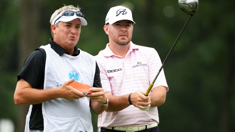 Brent Henley and Robert Garrigus discuss a shot at The Barclays in 2014
