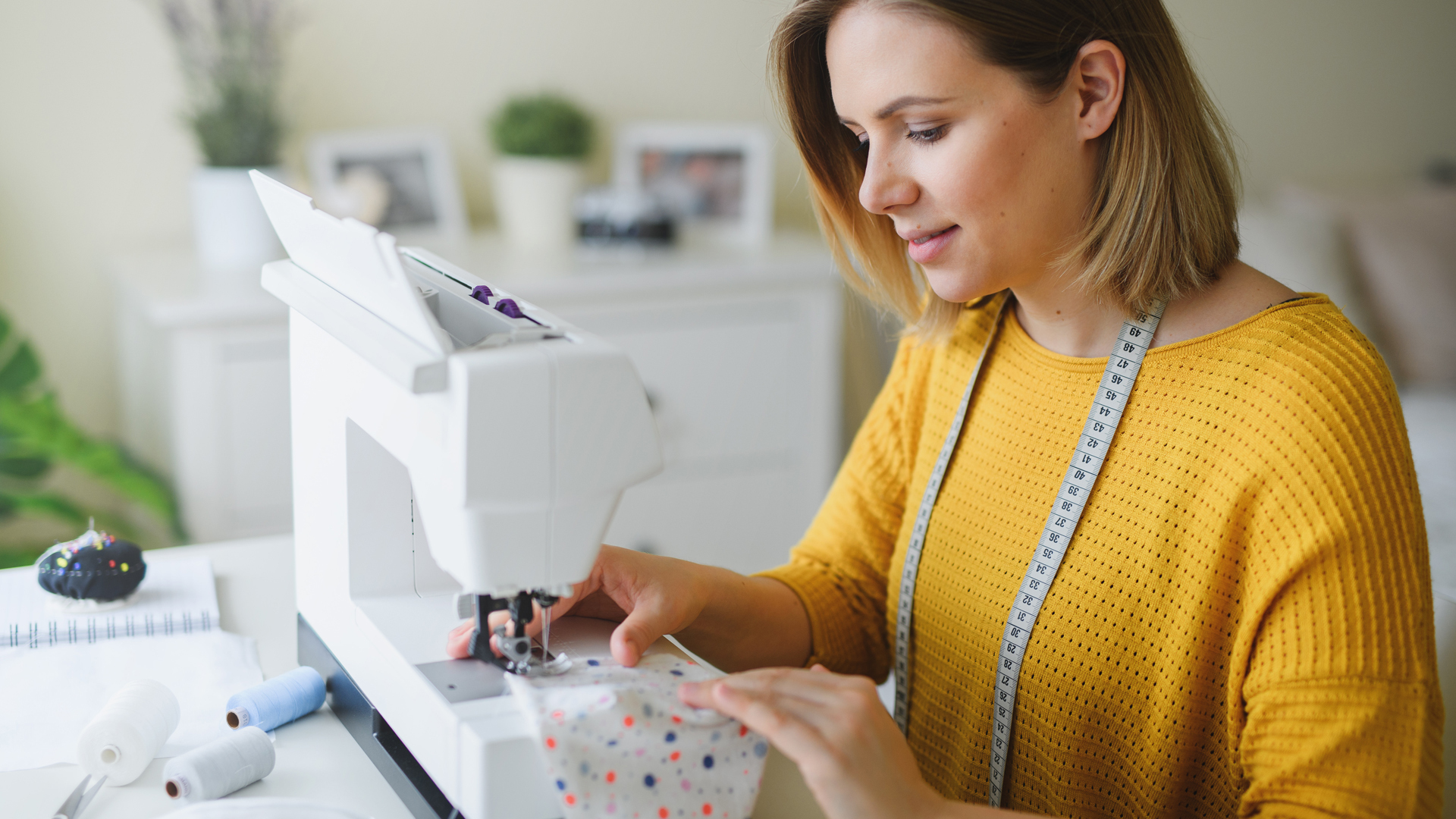 Computerized vs Mechanical sewing machines Which is best for you