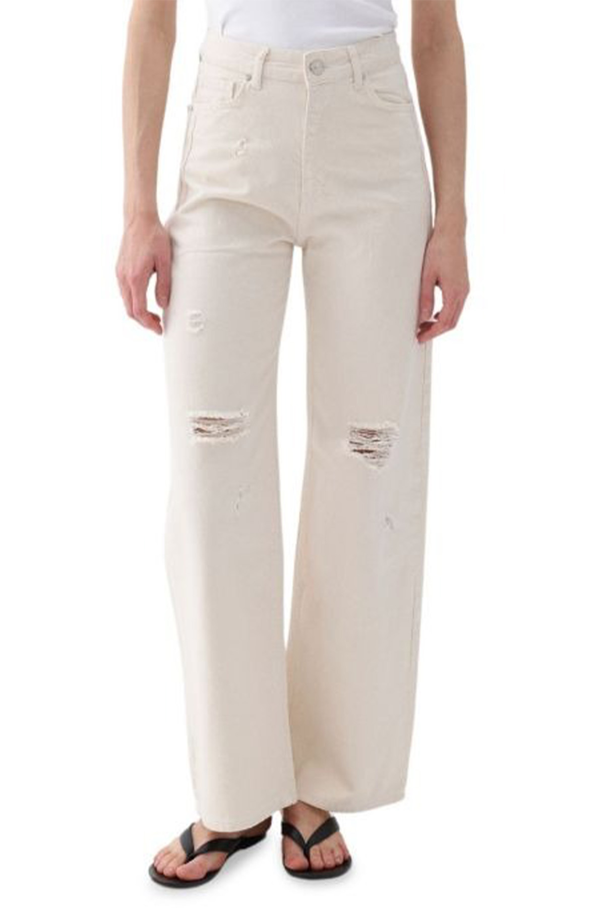 Distressed Jeans