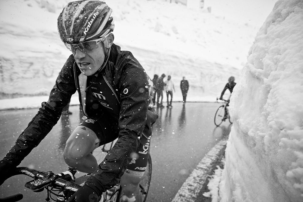 A snowy stage in the 2014 Giro d'Italia