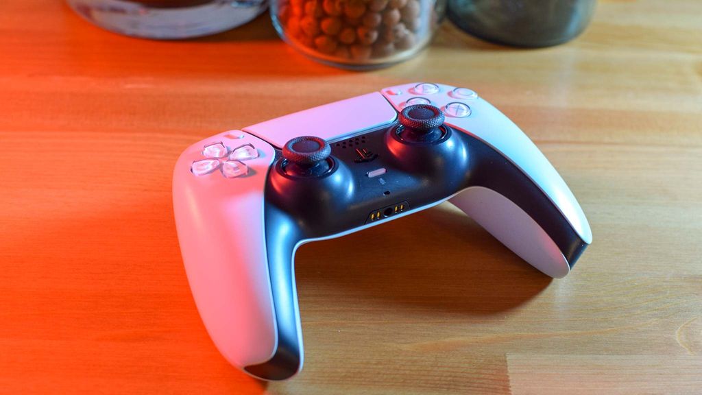 Best Best Gaming Controller For Iphone 13 Pro in Living room