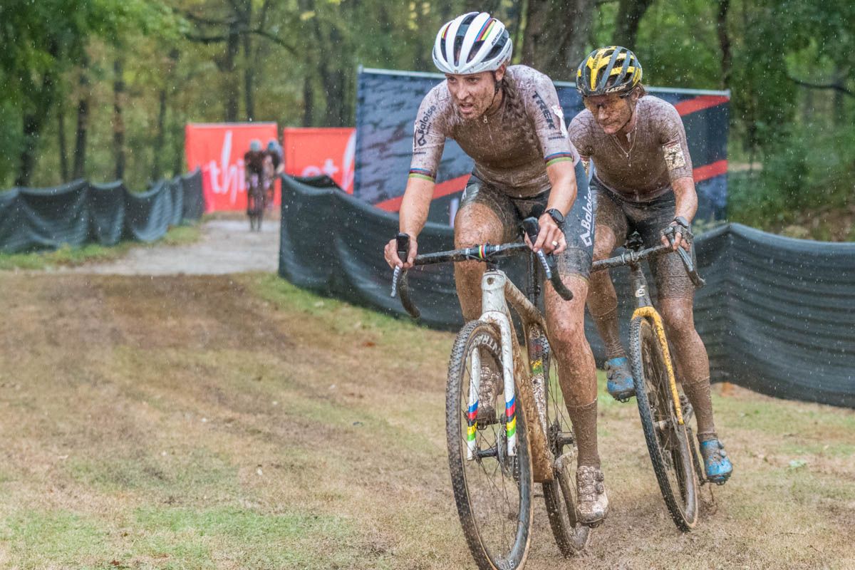 Fayettville UCI Cyclo-cross World Cup 2021 elite women's race