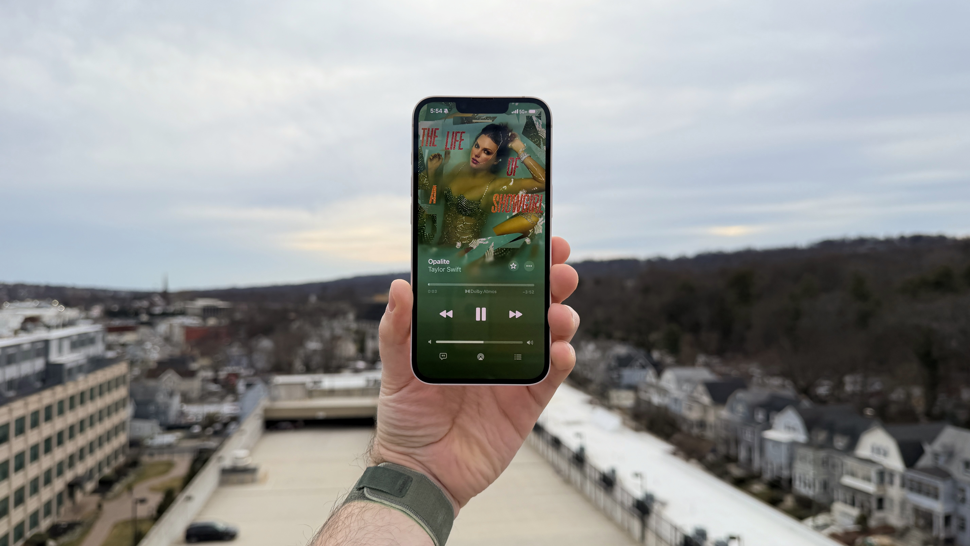 Apple iPhone 17e Review