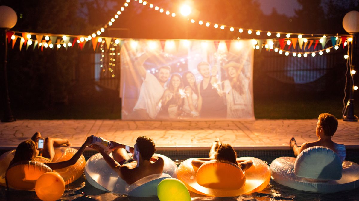 The best outdoor projector 2020 entertain friends and enjoy your