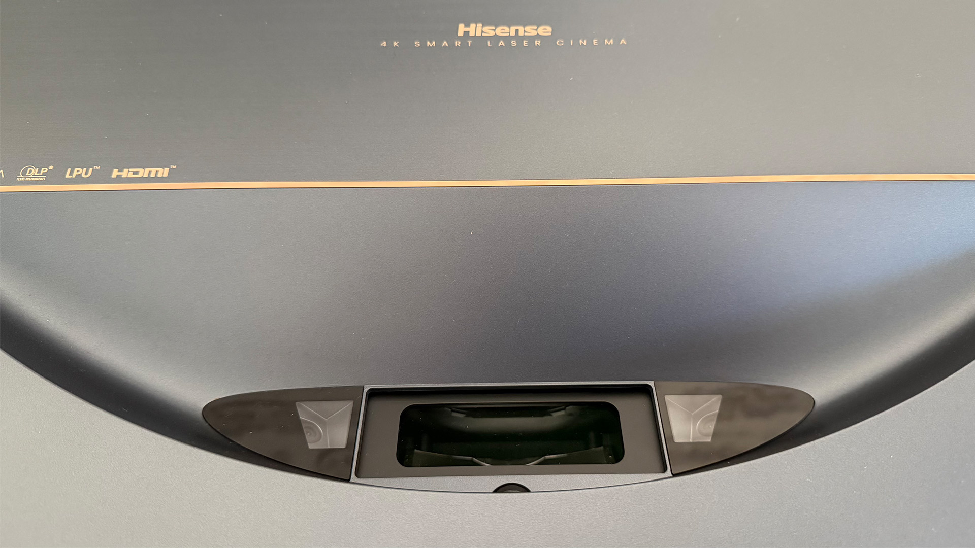 Hisense PT1 UST projector