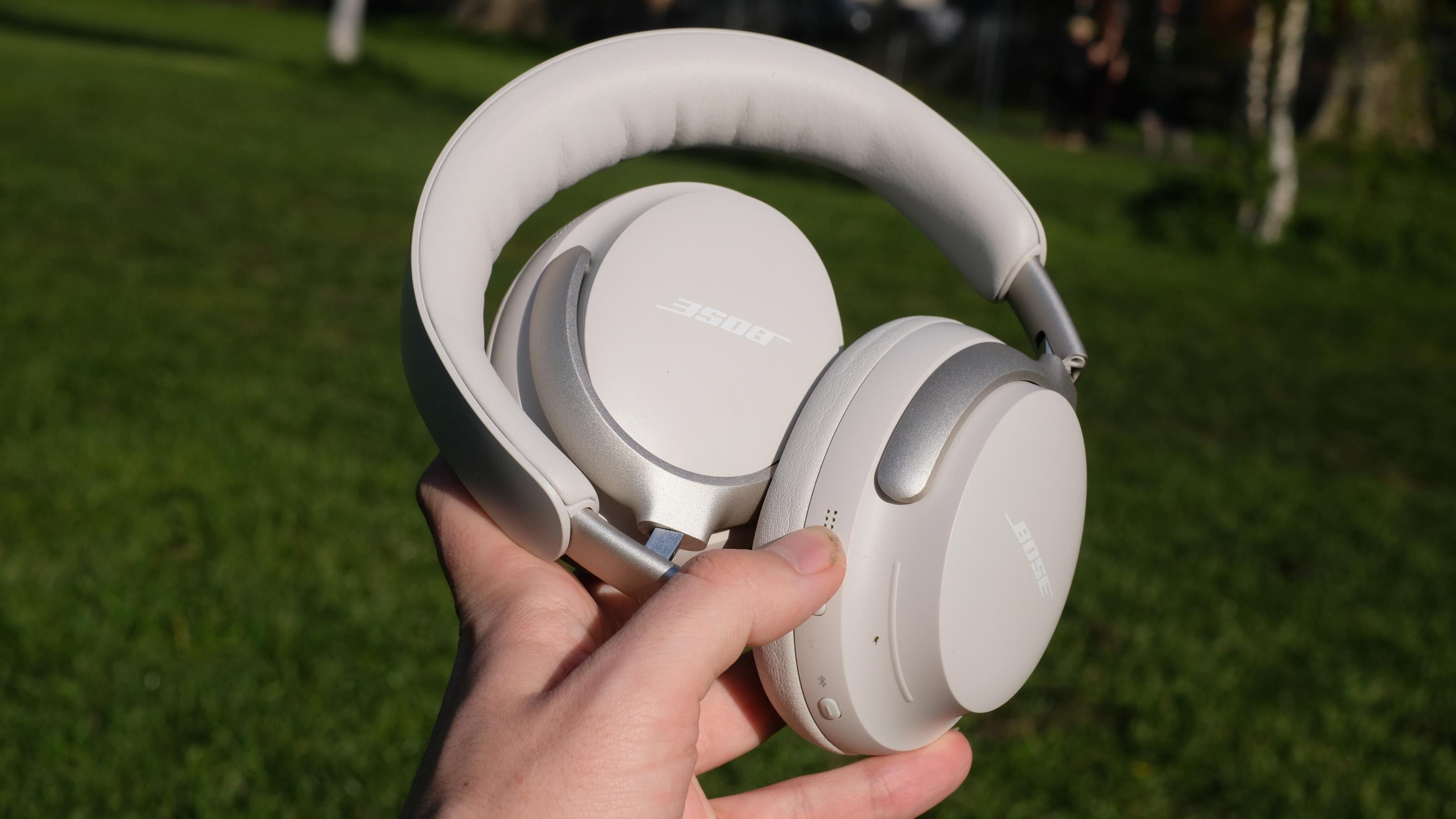 Photograph of Bose QuietComfort Ultra Headphones in white