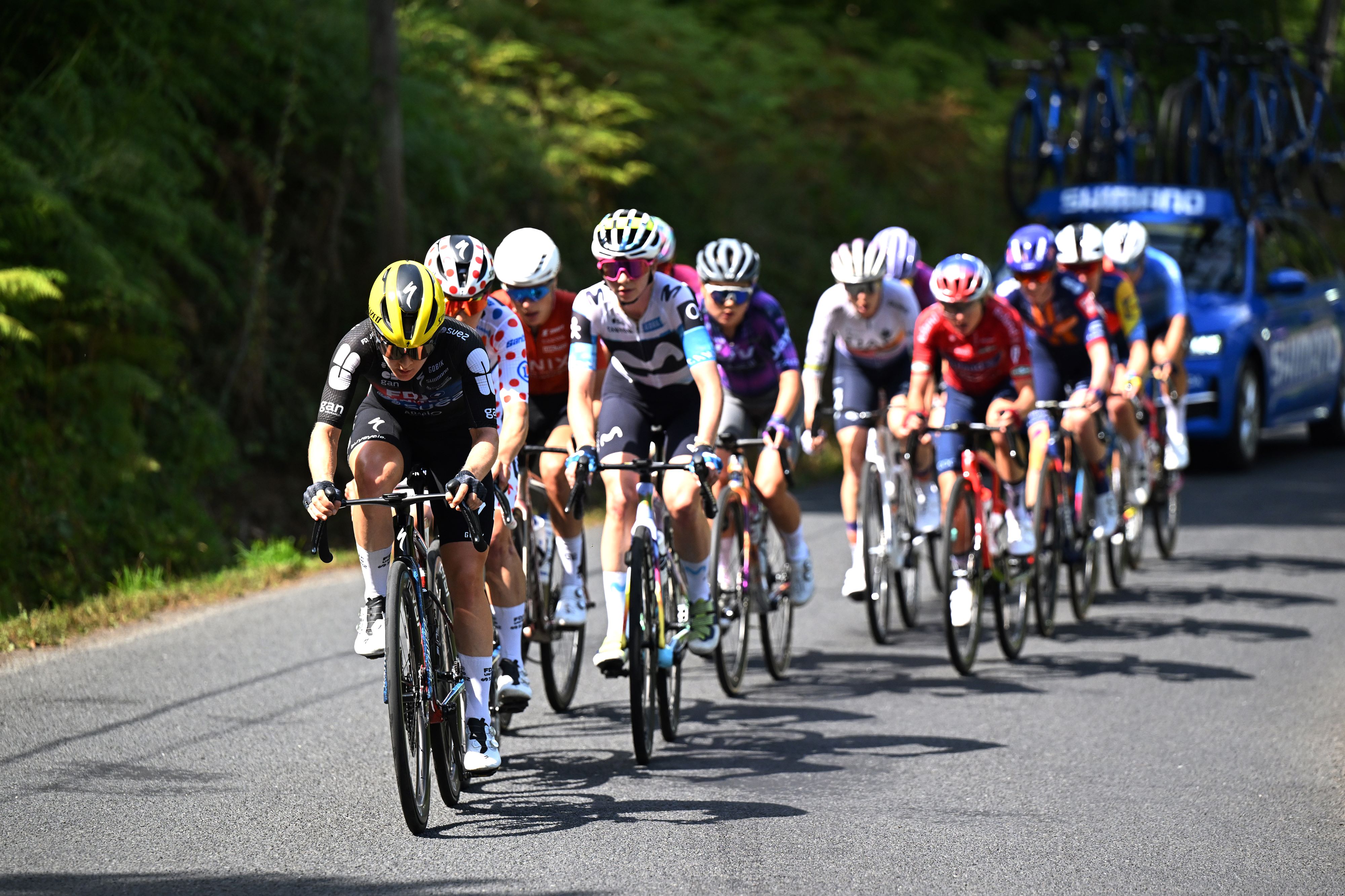 Amber Kraak in the break on stage 6 of Tour de France Femmes 2025.