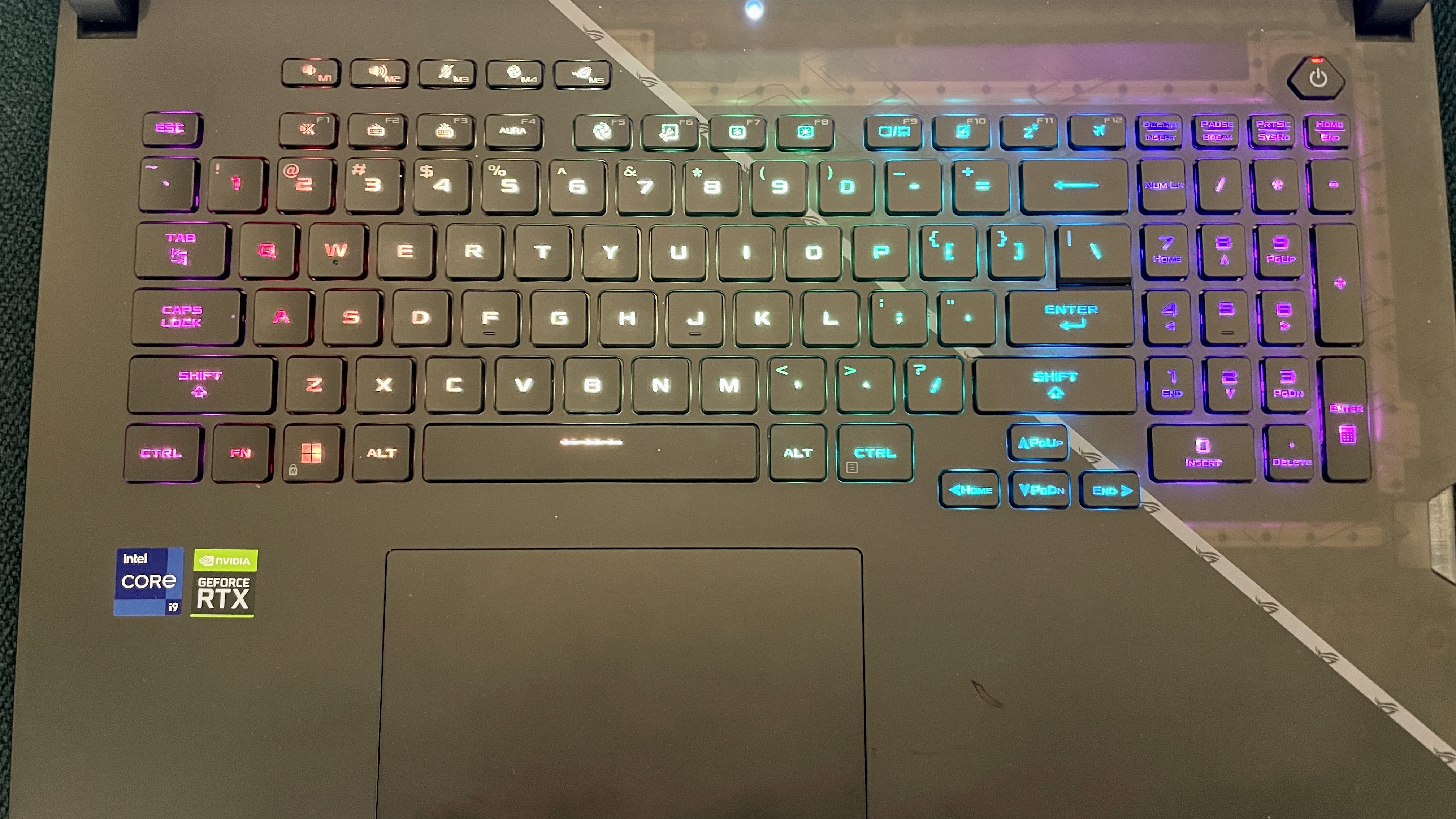 Asus ROG Strix Scar 17 (2022) G733Z
