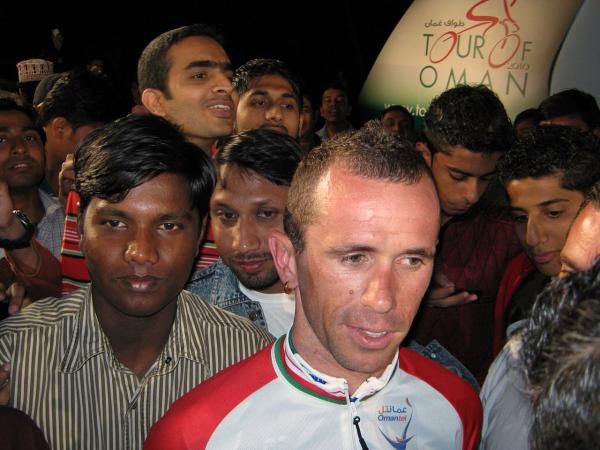 Everyone wanted a photograph withJimmy Casper, the stage 1 winner