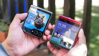 Samsung Galaxy Z Flip 5 vs Motorola Razr+ faceoff comparison.