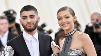 gigi hadid, bella hadid, zayn malik, gigi zayn, zayn break up, gigi break up, gigi zayn break up, gigi zayn back together, gigi hadid single, zayn malik single, zayn tattoo of gigi, gigi hadid sister, bella hadid sister