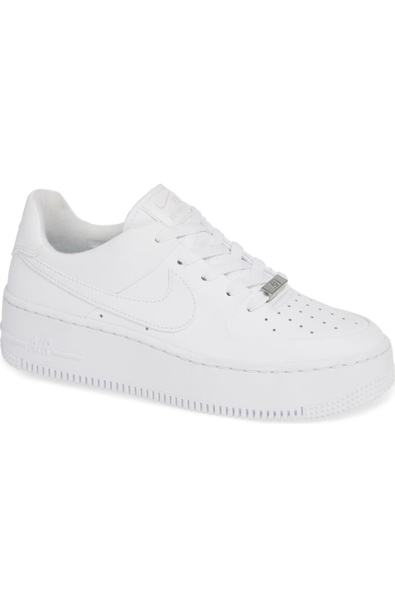 Air Force 1 Sage Low Platform Sneaker