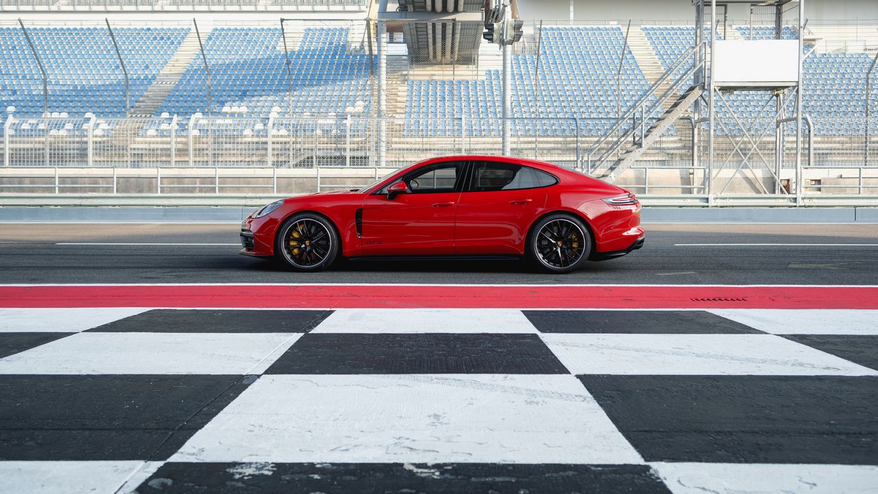 Porsche Panamera GTS