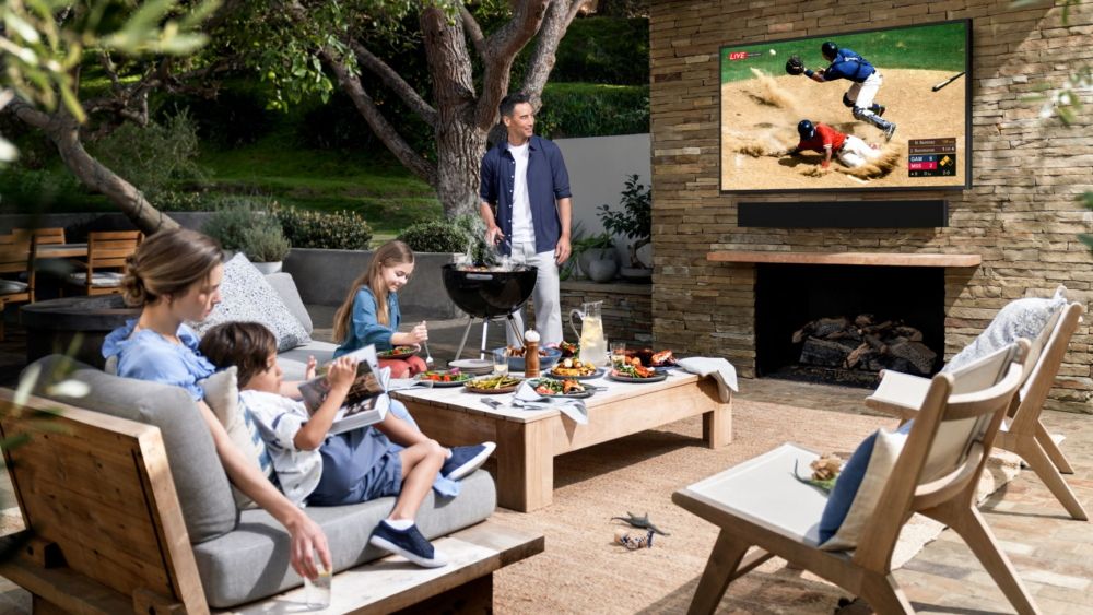 Samsung Terrace is an outdoor 4K TV for your garden 