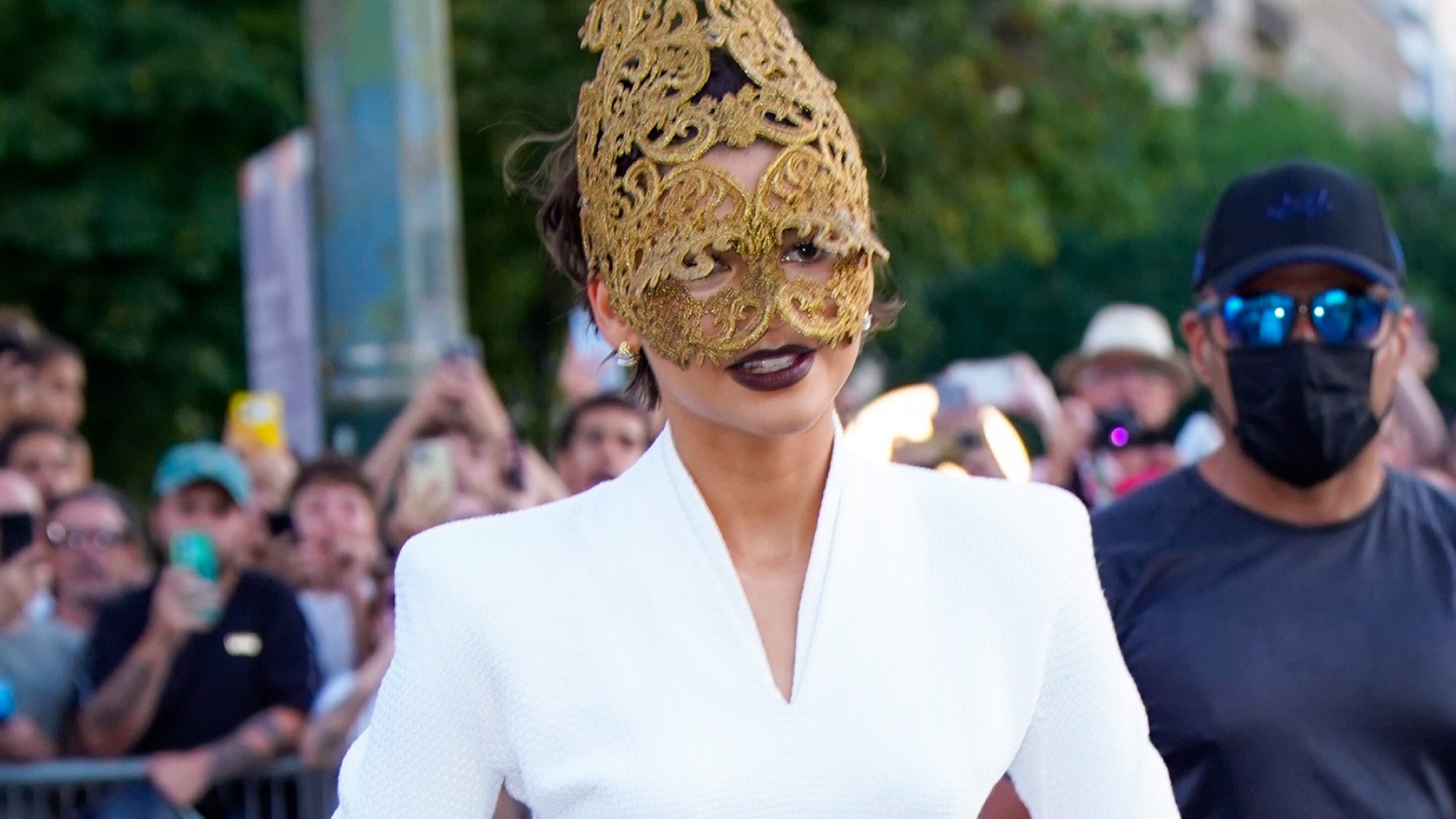 Zendaya arrived at The Odyssey Paris premiere in a vintage dress and a McQueen x Philip Treacy mask
