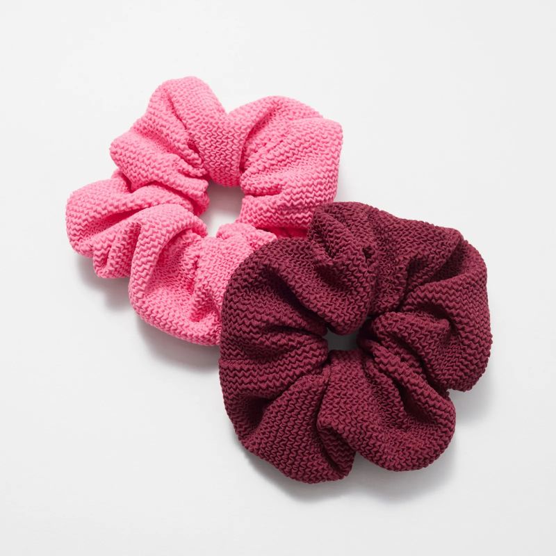 2 pack scrunchies cut out 
